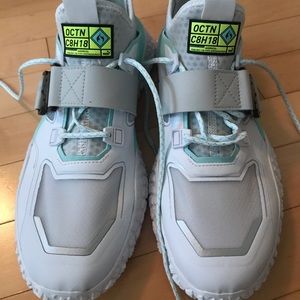 Puma sneakers size 13